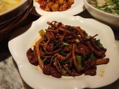 茶树菇牛肉-梁家大院•农家菜(昆山会展中心店)