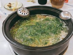 -菌之家·专业纯野生菌火锅·特色炒菌