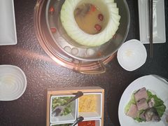 -得意咚瓜·顺德鱼生·冬瓜火锅(深圳首店)