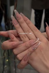 -Fanni美甲美睫皮肤管理