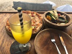 -FINNS Beach Club