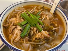 酸菜大肠米线-香港新记茶餐厅(湖墅南路店)