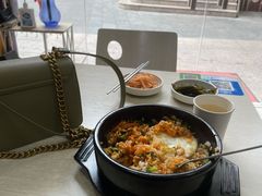 -拌来拌去石鍋拌飯(文鼎店)