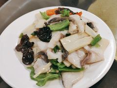 -余杨鸭鸭餐厅