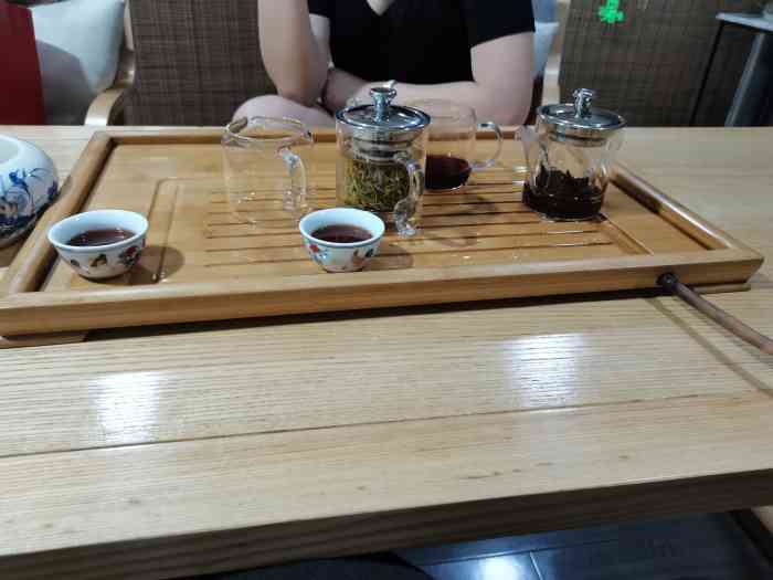 3好友聊天谈心的地方,目前喝茶的人还是比较少的,去他家前当天预约的