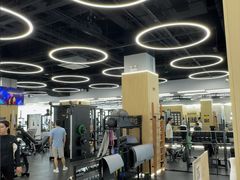 -Z&B Fitness Studio·Gym(前滩L+PLAZA店)