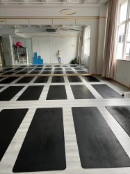 -亚太瑜伽普拉提学院