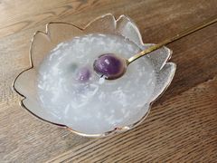 酒酿圆子-蜜桃餐厅·伴山(湖滨商业街店)