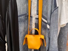 -Acne Studios(芮欧百货店)
