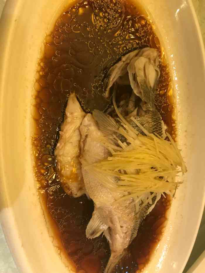 华都嘉宴·宴会厅-"还可以,服务很周到,菜品还不错,总得来说.