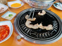 -唯成•韩国炭火烤肉 유성고기