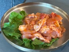 -围炉肉舍•炭烤活鳗•丹东海鲜烤肉(步行街店)