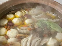 -威邵鸡煲(西华路总店)