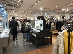 -三福时尚(三峡广场华夏银座店)