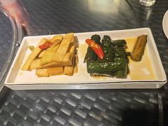 -滇越乘象云南餐厅(豆各庄店)