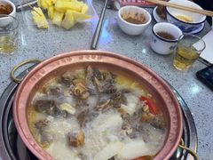 -阿婆情腊排骨火锅(金虹路店)