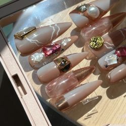 -MOE BEAUTY.皮肤管理中心