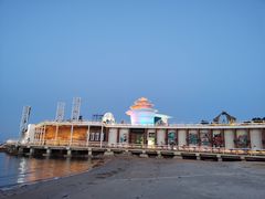 -北戴河碧螺塔海上酒吧公园