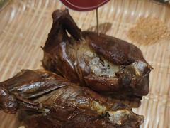 -东口码头·烧鸽子·鱼头泡饼·地方菜(金鹰悦城店)