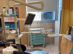 -上海仁爱医院口腔科 · 种植