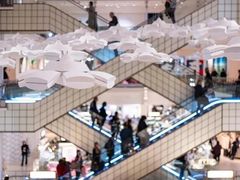 -乐蓬马歇百货公司(Rive Gauche)