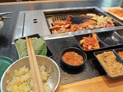 -臻牛烤肉