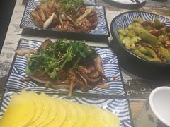 -燚店·铁板鱼蛙·烤肉·烤串(北新桥店)