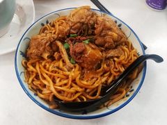 黄金干咖喱鸡面-何九海南茶店(鬼仔巷店)