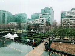 -丁和李朴美发沙龙