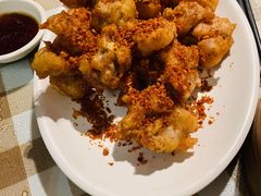 -新大咀港式茶餐厅(宝山万达店)