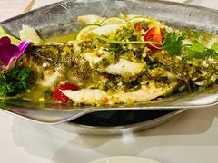 青柠檬蒸鲈鱼-暹罗酒肆泰餐厅酒吧