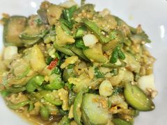 -三湘四水正宗湘菜(君峰路店)