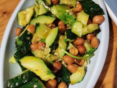 蒜末拍黄瓜-小俩口烧烤东北菜(双井店)