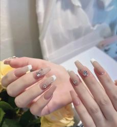 -LILY NAILS美甲美睫