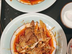 -路边边地标烧烤·川菜·小龙虾·音乐酒馆(良乡长虹店)