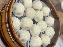 鲜肉小笼-南翔饭店