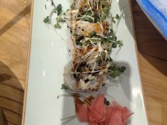 -青瓦餐厅·生鱼片·韩园烤肉(西塔店)