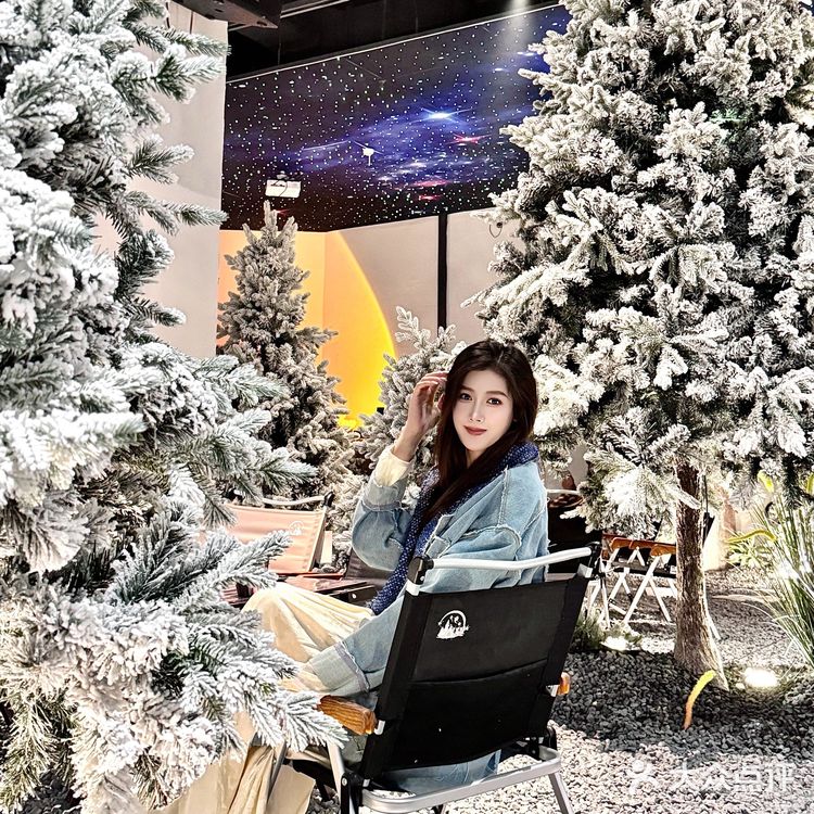 哈尔滨下雪的烧烤店也太浪漫了～