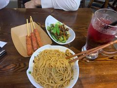 -黑白电视长沙小吃(美林M·LIVE天地东座店)