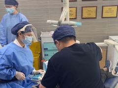 -上海仁爱医院口腔科 · 种植