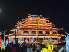 -淄博花灯齐彩城