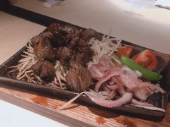 -穹六人间 people 6(岳阳路店)