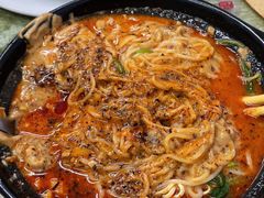 -小街曹师傅砂锅麻辣烫(亚泰大街店)