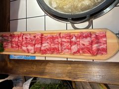 -热火朝天鲜切牛肉火锅(南强街巷店)