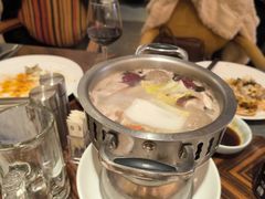 -君来湖滨饭店·玫瑰园