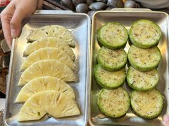 -围炉肉舍•炭烤活鳗•丹东海鲜烤肉(步行街店)