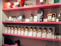 零售区-Punchline Coffee&Roaster(同济大学店)