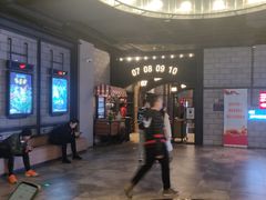 -CGV影城(滨江天街IMAX店)