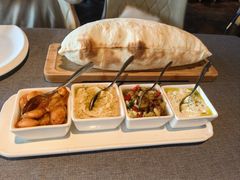 -Efes Turkish & Mediterranean Cuisine 艾菲斯餐厅(陆家嘴店)