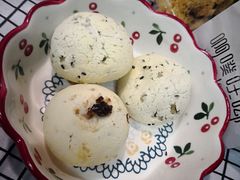 红豆乳酪麻薯球-啊噗吐呦现场烘焙(麦凯乐店)